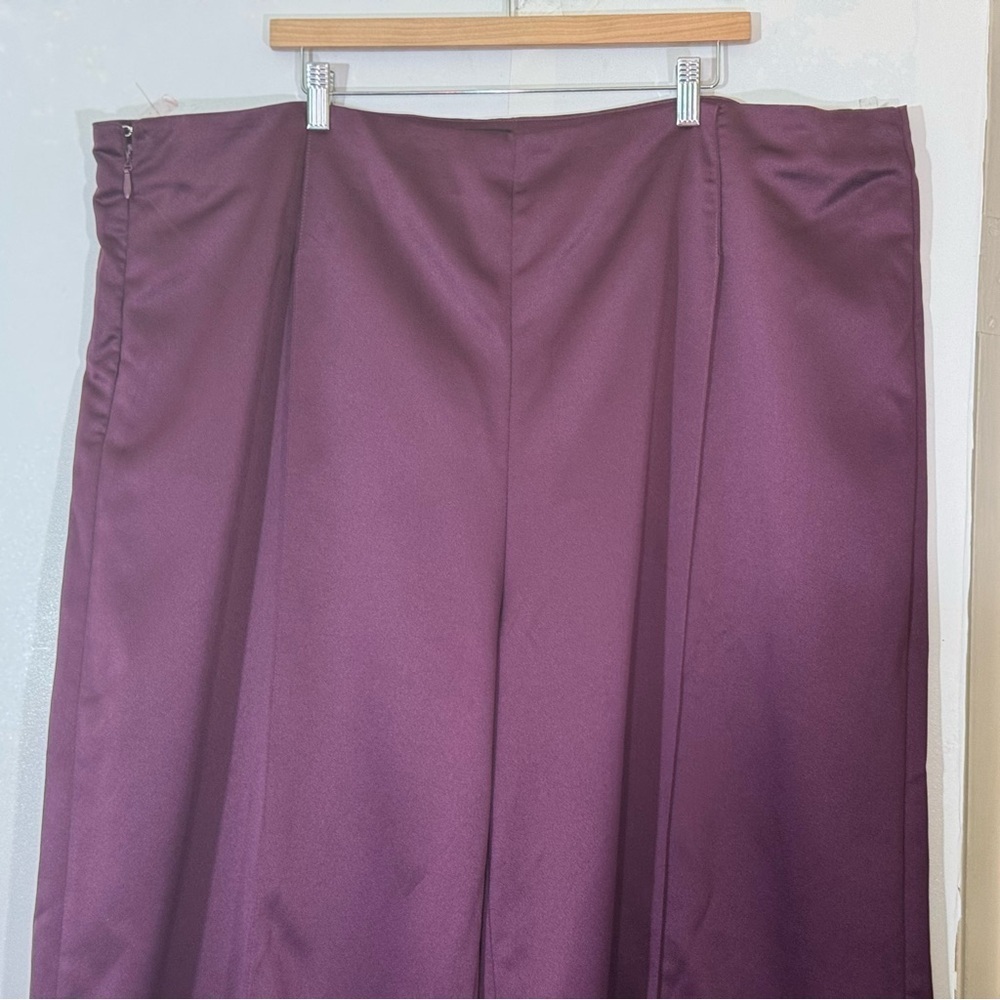 Prettylittlething Premium Plum Constructed Satin Pleat Wide Leg Pants - Picture 4 of 12